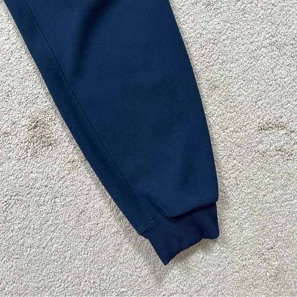 Lululemon‎ On The Fly Jogger Travel Woven Blue Pants Size 8 Athletic Workout - Picture 4 of 9